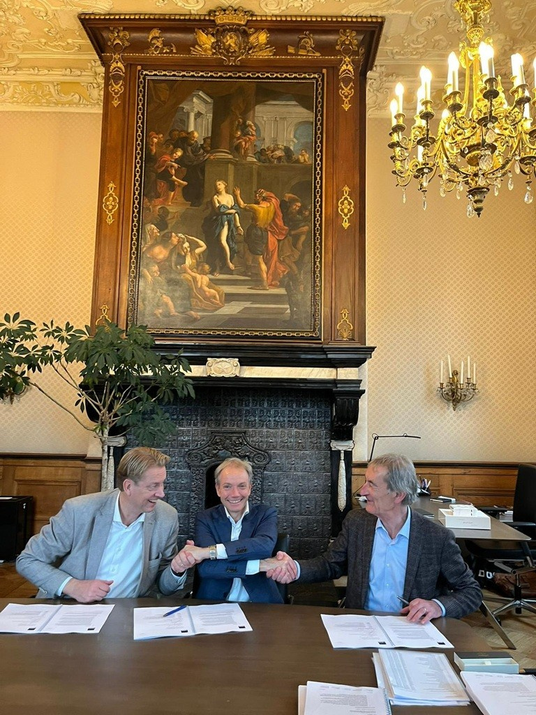 HEVO | Ondertekening RPM-contract nieuwbouw Sint-Maartenscollege Maastricht